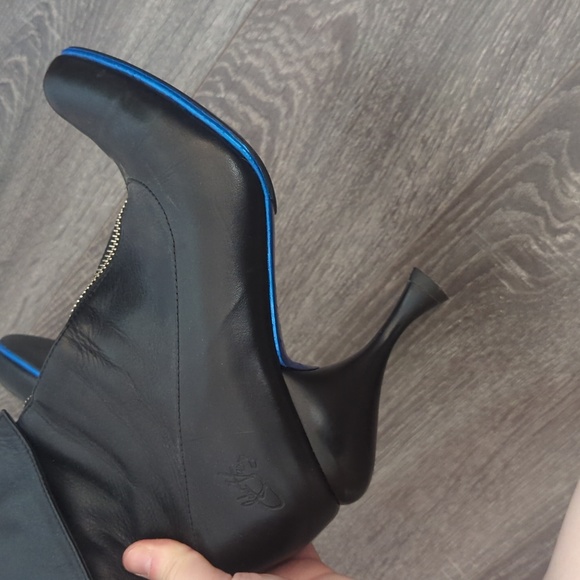 Fluevog Second Miracle Huascaran Size 7 - Picture 3 of 6